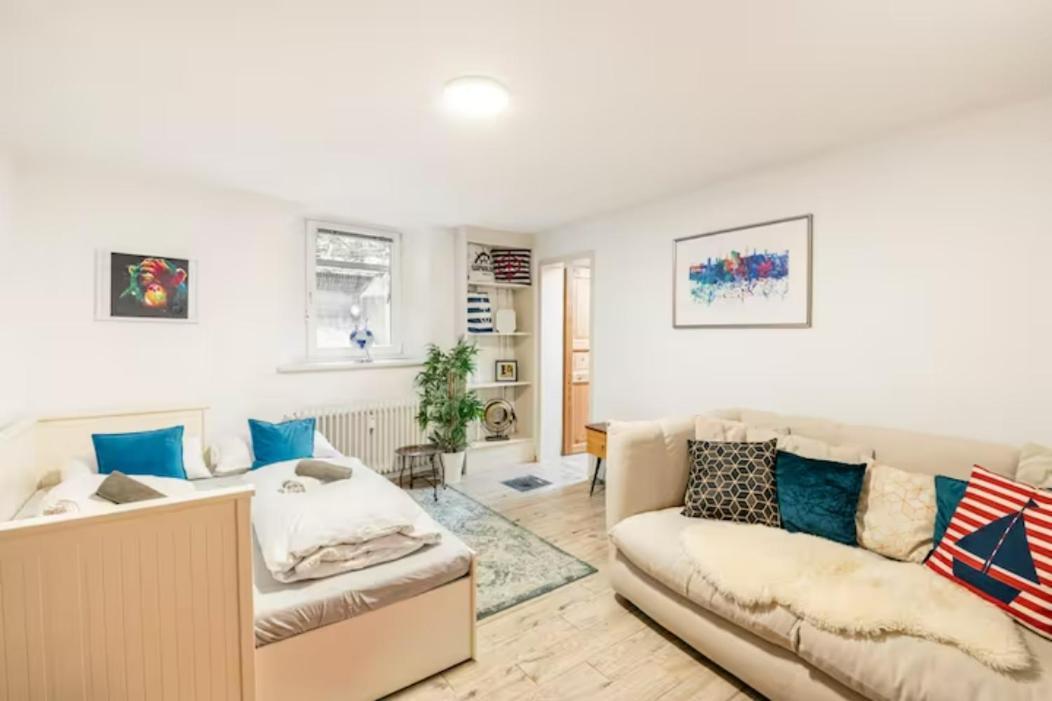 Gemuetliche 3-Zkb Wc Souterrainwohnung In Bestlage Hamburg-Harburg Buitenkant foto
